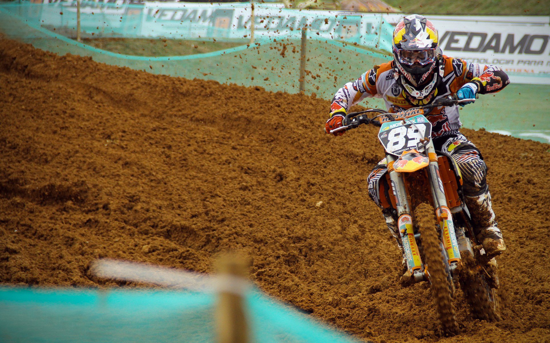 雄鹿比赛中遭遇再犯规,失去比赛,雄鹿的比赛