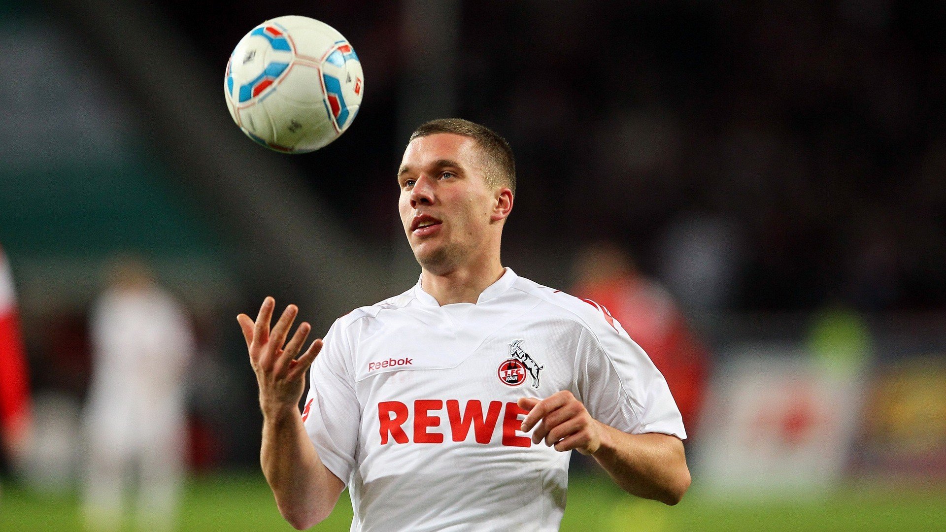 “华金·托比利亚的冷静头脑与强硬防守,为阿根廷美洲狮队抵御外敌”