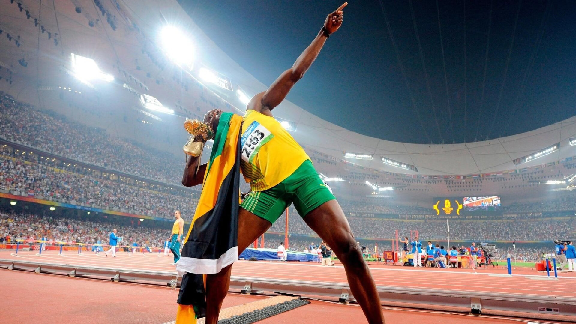 _世界杯足球赛：爆冷门不断引发热议_，世界杯爆冷赛事